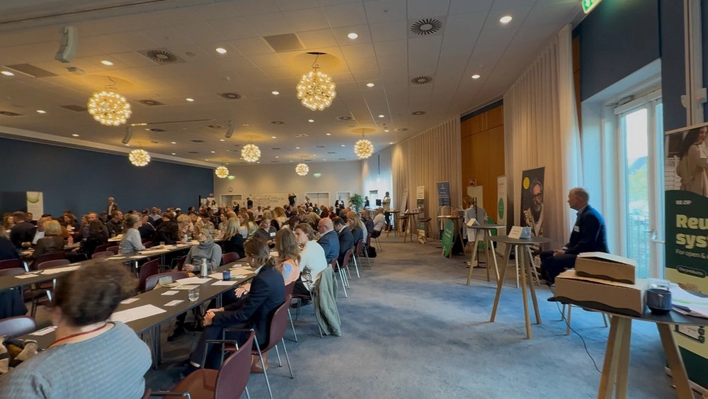 Dakofas Årskonference 2025 - med højt til loftet og indspark til handling