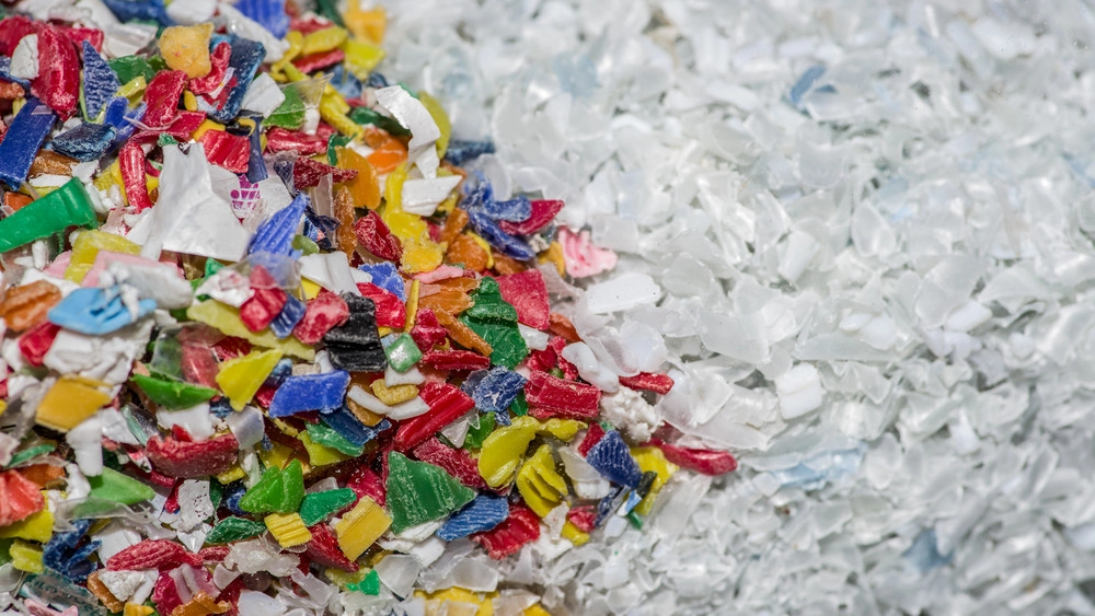 Avancerede sorteringsteknologier til produktion af genanvendt plast