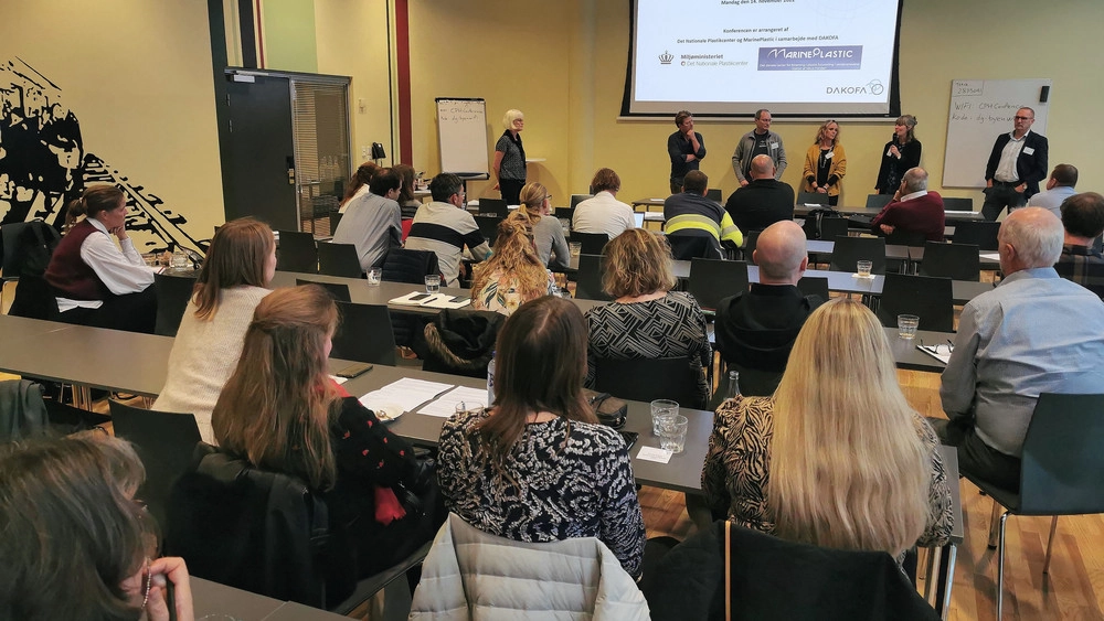 Samme forhøjede mængde mikroplast i kystnær havbund som 75 års slamtilførsel